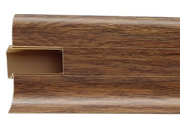 Плинтус с центр. К. каналом 58мм Дуб дворцовый 813, 40шт (1*2,5м)