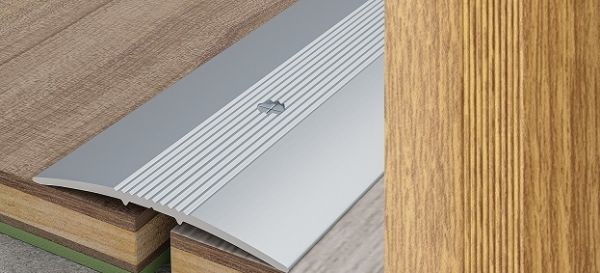 Унив.стык 38 дуб светлый