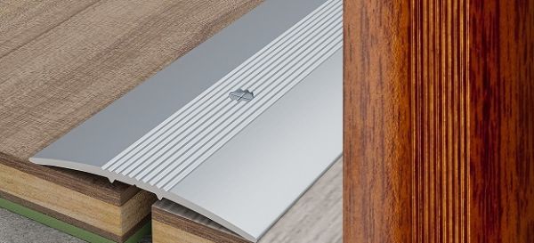 Унив.стык 38 дуб натур